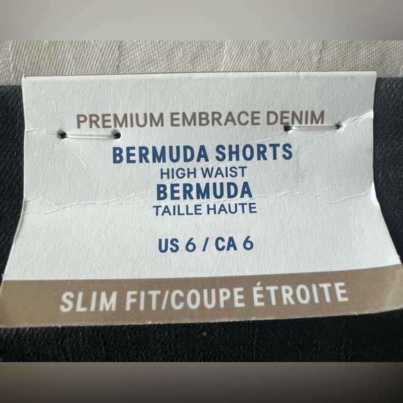 BERMUDA SHORTS
HIGH WAIST
BERMUDA - Picture 9 of 9
